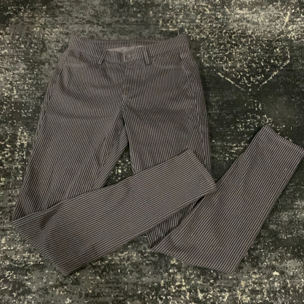 Uniqlo Gray Black Pinstripe Jeggings Women’s Size Small